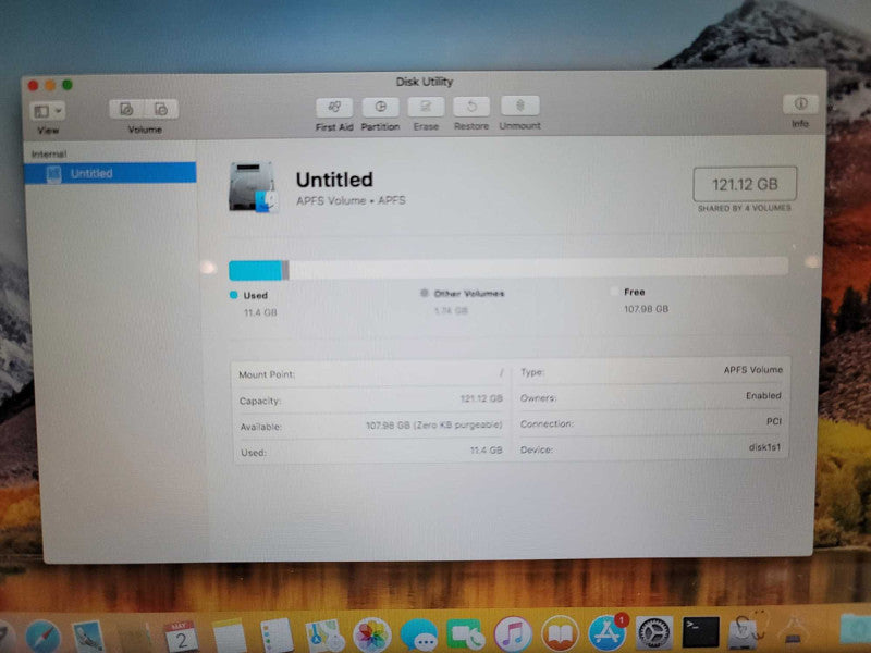 MacBook Air 2015 13\\" i5-5250U, 8GB DDR3, 121GB SSD Q