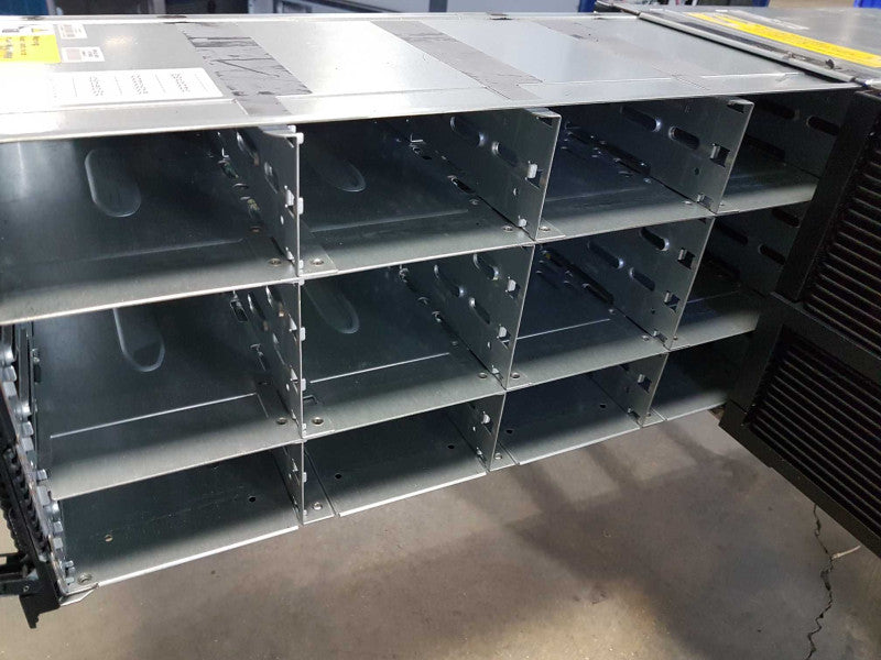 HP Storageworks D6000 Array - No Drives included - No Caddies - 2x shelves Q#