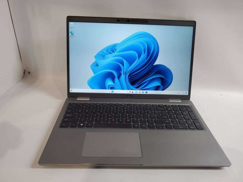 Dell Latitude 5520 Business 15 15.6 Laptop Core i7 11th Gen 16GB RAM