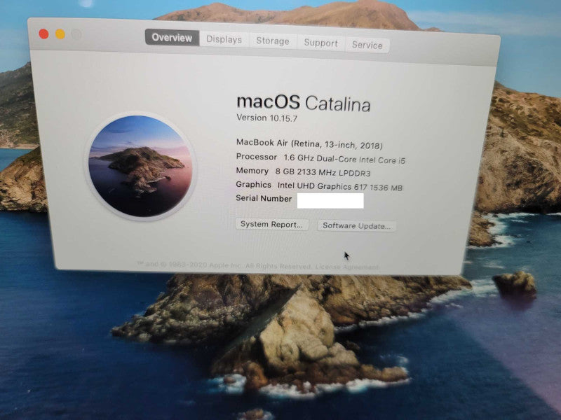 MacBook Air 2018 13\\" i5-8210Y, 8GB DDR3, 121GB SSD **Case discolored