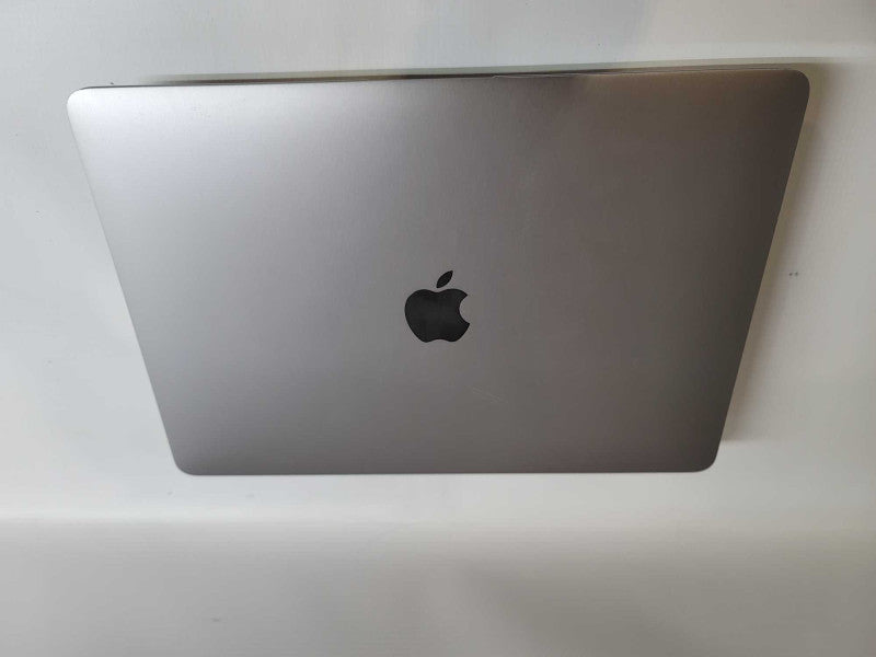 MacBook Air 2018 13\\" i5-8210Y, 8GB DDR3, 121GB SSD Q