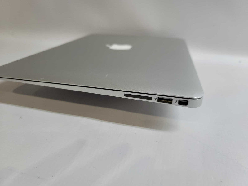 MacBook Air 2015 13\\" i7-5650U, 8GB DDR3, 250GB SSD