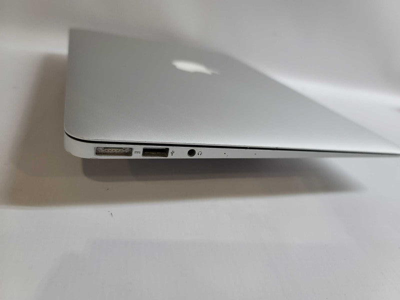 MacBook Air 2015 13\\" i7-5650U, 8GB DDR3, 250GB SSD