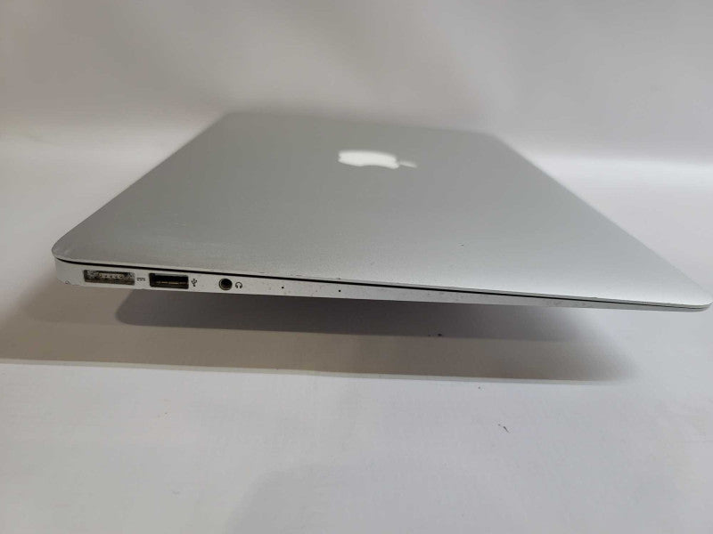 MacBook Air 2014 13\\" i5-4260, 8GB DDR3, 250GB SSD
