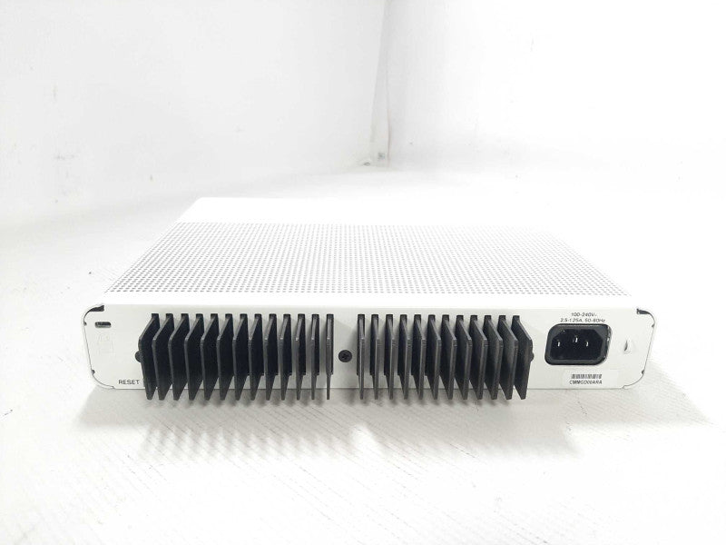 Cisco Catalyst WS-C2960C-12PC-L 12-port PoE Switch L2 / 2x Dual Uplink Q_