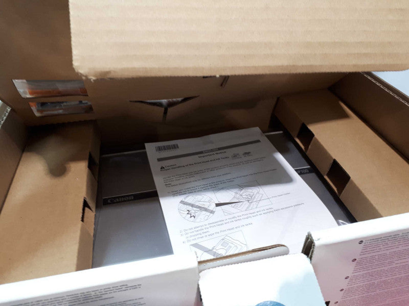 Canon PIXMA iP100 Mobile Photo Printer - New Open Box