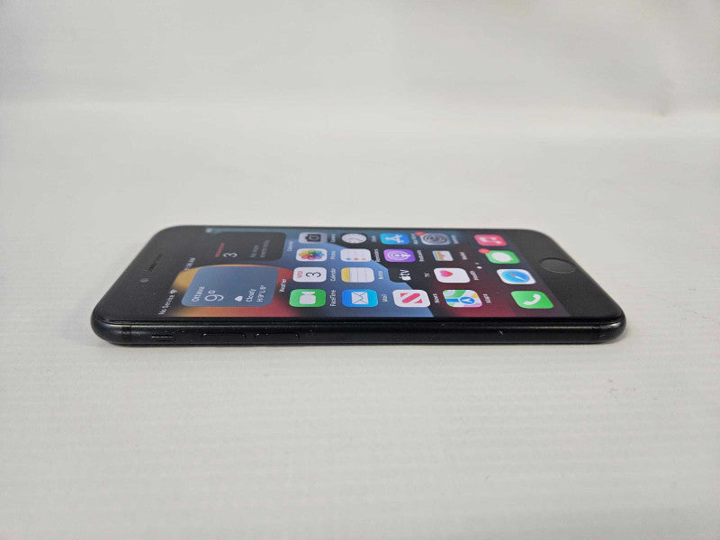 Apple iPhone 7 32 GB (Black) Carrier Locked *READ* )