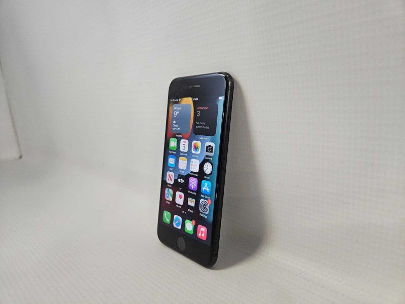 Apple iPhone 7 32 GB (Black) Carrier Locked *READ* )