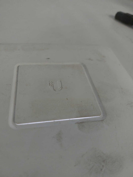 Ubiquiti UniFi AP (UAP-AC) Square Wireless Access Point Q