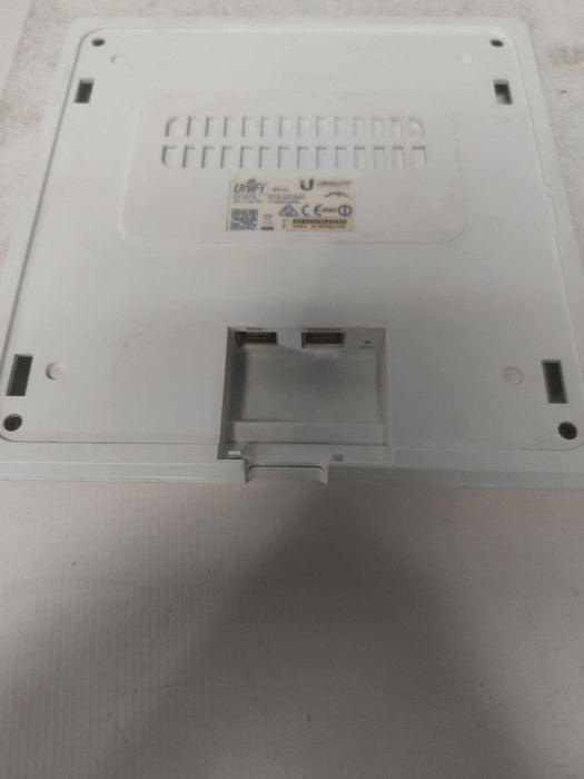 Ubiquiti UniFi AP (UAP-AC) Square Wireless Access Point Q
