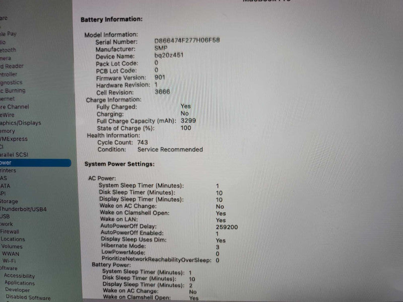 MacBook Pro 2016 13\\" i5-6360, 8GB DDR3, 250GB SSD **DISPLAY ISSUE