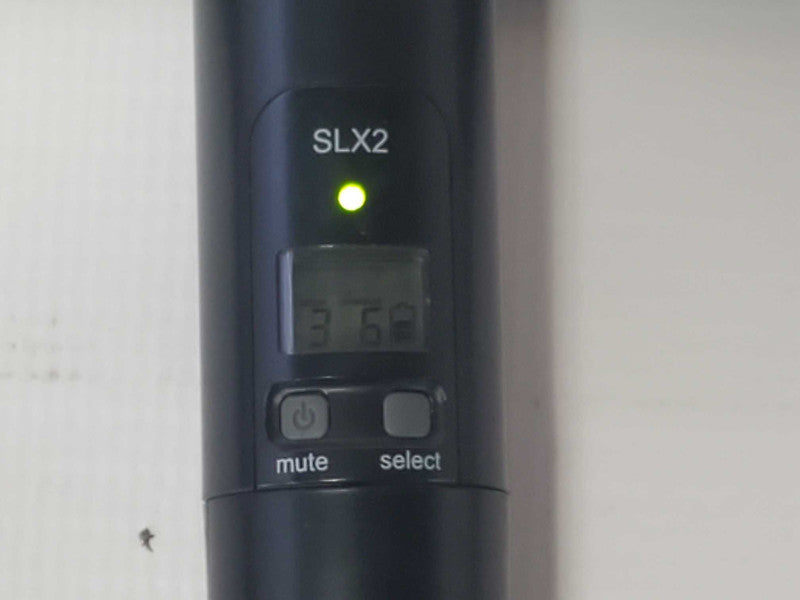 Shure SLX2 Wireless Microphone J3 572-596MHz, Beta 87A |