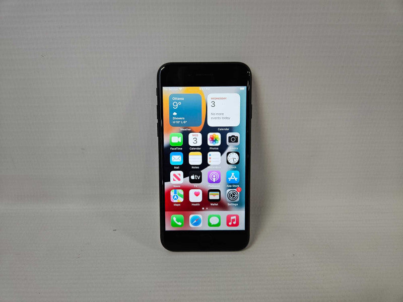 Apple iPhone 7 32GB Unlocked - Black  Q)