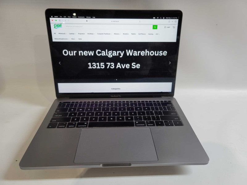 MacBook Pro 2017 13\\" i7-7660U, 16GB DDR3, 250GB SSD
