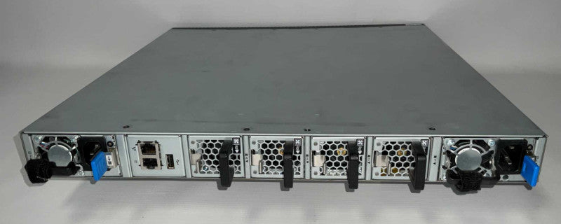 Inventec DF5256 Top Rack Switch  -