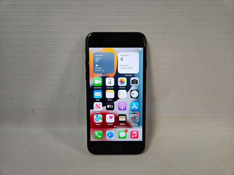 Apple iPhone 7 32 GB - Black Carrier Locked *READ*