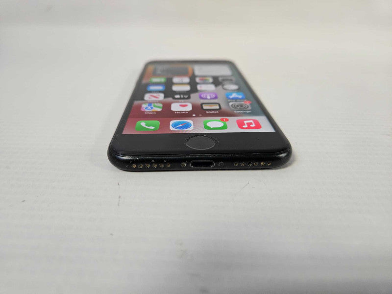 Apple iPhone 7 32 GB - Black Carrier Locked *READ*