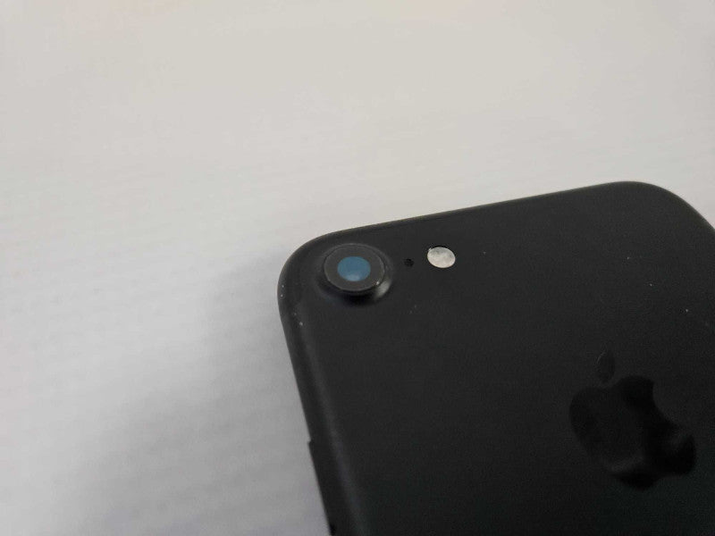 Apple iPhone 7 32 GB - Black Carrier Locked *READ*