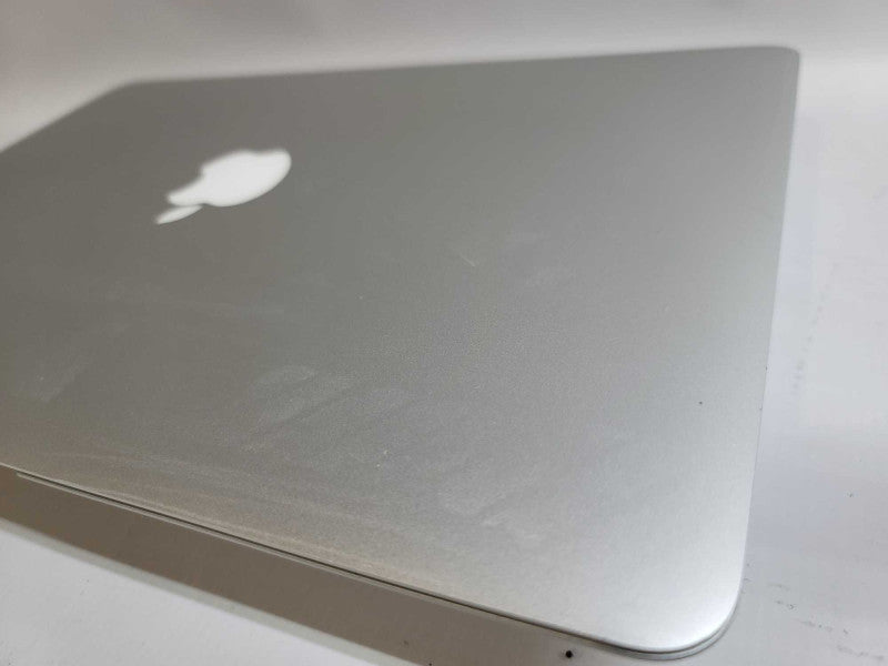 MacBook Air 2017 13\\" i5-5350U 8GB DDR3, 121GB SSD Q