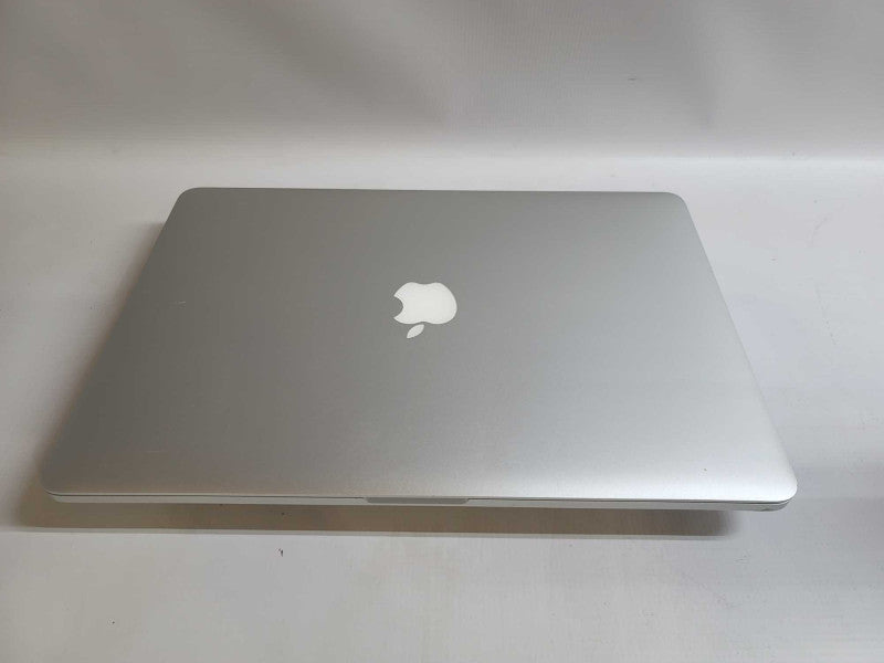 MacBook Pro 2015 15\\" i7-4770HQ 16GB RAM 250GB SSD