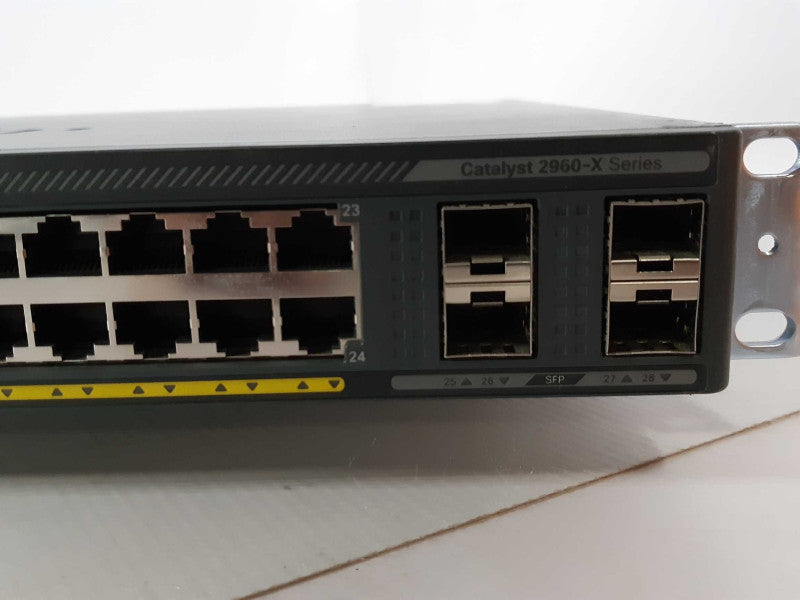 Cisco WS-C2960X-24PS-L 24-port Gigabit PoE Managed Switch w/ C2960X-Stack _