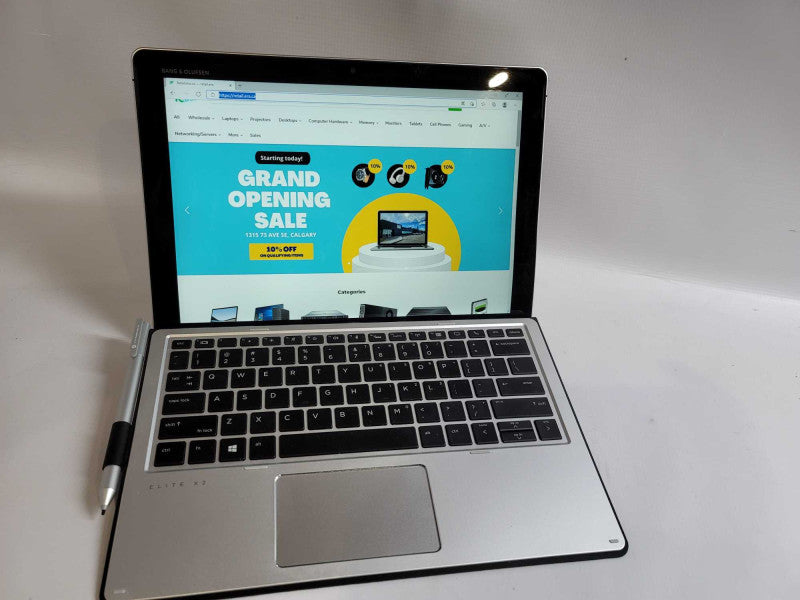 HP Elitebook X2 w/ stylus + keyboard - i5-7200U @ 2.5GHz, 8GB DDR3, 238GB SSD