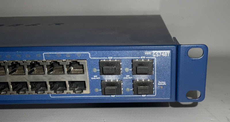 Netgear GS748T v3 48 Port Gigabit network Switch  -