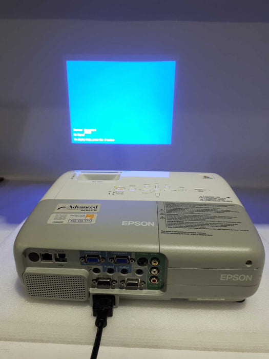 Epson PowerLite 84 H294A Portable Multimedia LCD Projector with carry case !