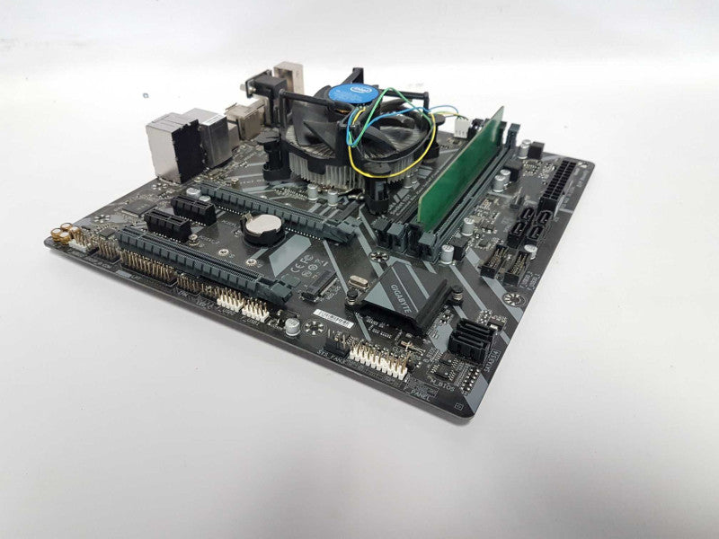 CPU/Mobo Combo i3-8100 @ 3.60ghz / 4gb ram / H370M DS3H mobo  #