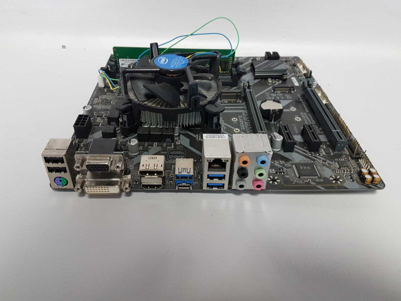 CPU/Mobo Combo i3-8100 @ 3.60ghz / 4gb ram / H370M DS3H mobo  #