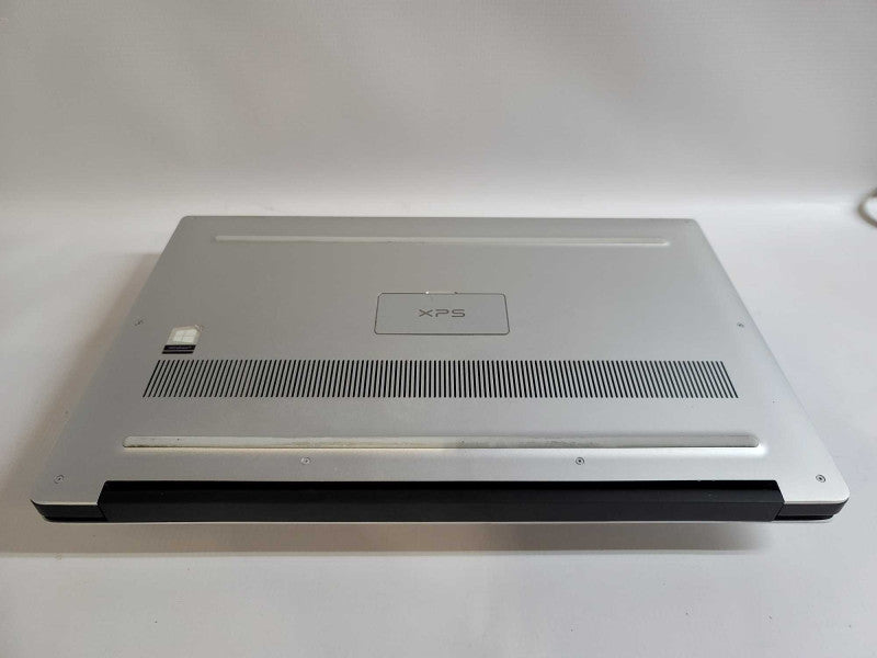 Dell XPS 15\\" 9570 i9-8950K, 32GB DDR4, GeForce GTX 1050 Ti(4GB), 1TB SSD