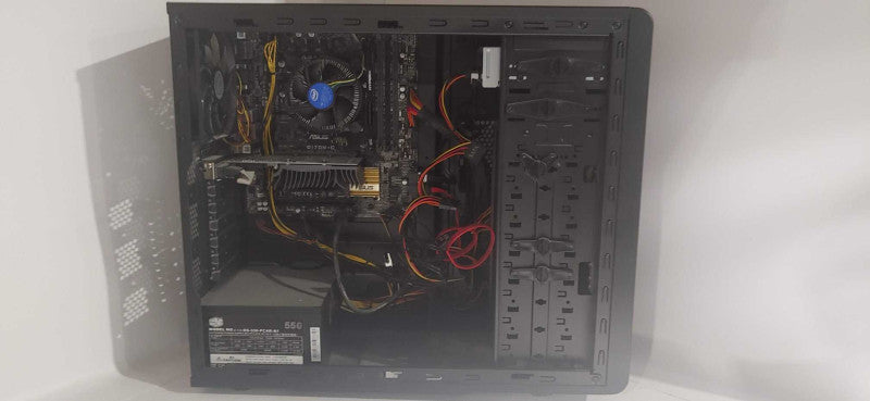 Gaming PC i7-6700 CPU 8GB DDR4 RAM EN210 GPU NO HDD Q@
