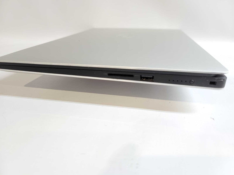 Dell XPS 15\\" 9570 i9-8950K, 32GB DDR4, GeForce GTX 1050 Ti(4GB), 1TB SSD