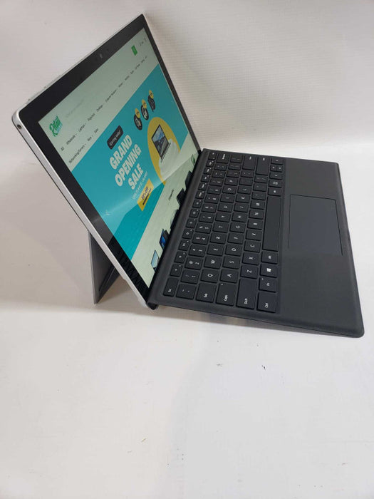 Microsoft Surface- Pro-1796 intel i5-7300U @ 2.3GHz / 8GB Ram /256GB M.2