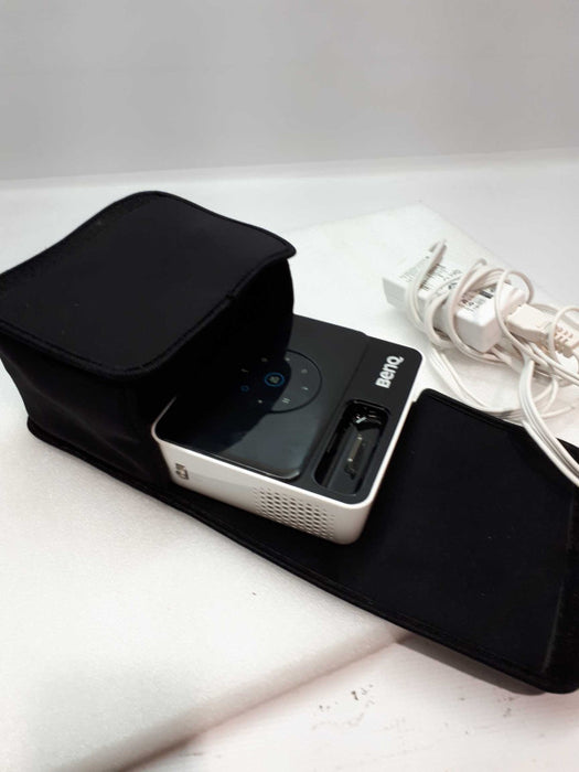 BenQ Joybee GP2 Pocket Projector with carrying pouch - See notes &