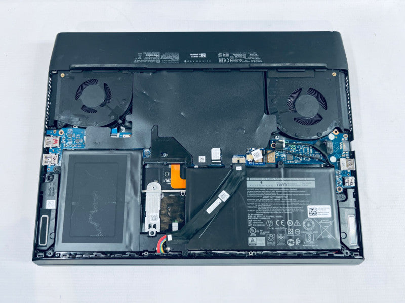 Alienware m15 R2 i7 9th gen READ