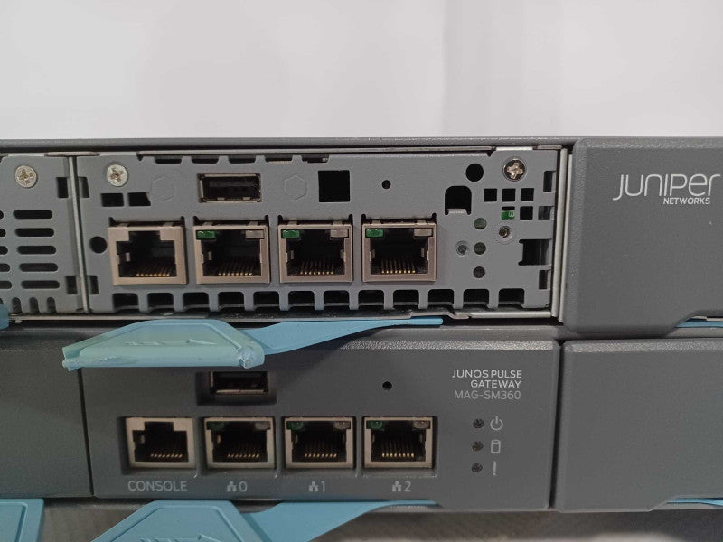 JUNIPER mag6611 Chassis with 2x Power Supply, SAS2008-IR, No HDD/OS, Read _