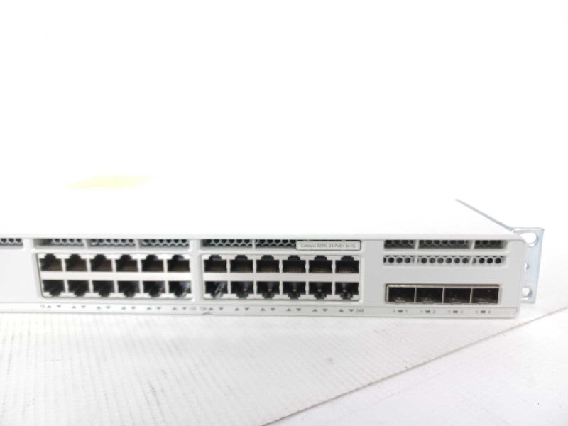 Cisco C9200L-24P-4G-E 24 ports full PoE+ 4x1G uplink Switch, Read _
