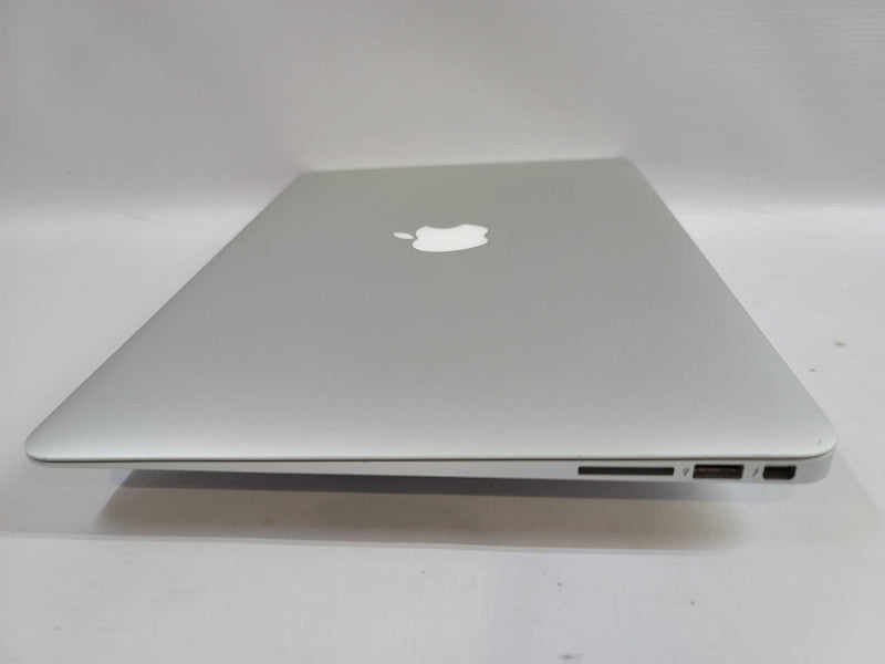 MacBook Air 2017 13\\" i5-5350U, 8GB DDR3, 250GB SSD Q