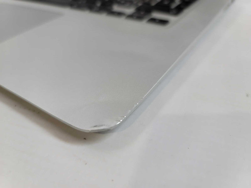 Macbook Air 2017 13\\" i5-5350, 8GB DDR3,  128GB SSD **READ