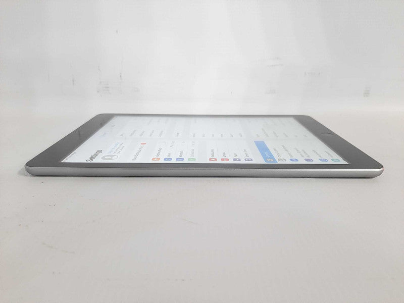 Apple iPad 6th GEN(A1954). 32GB Wi-Fi + Cellular Unlocked - Silver $