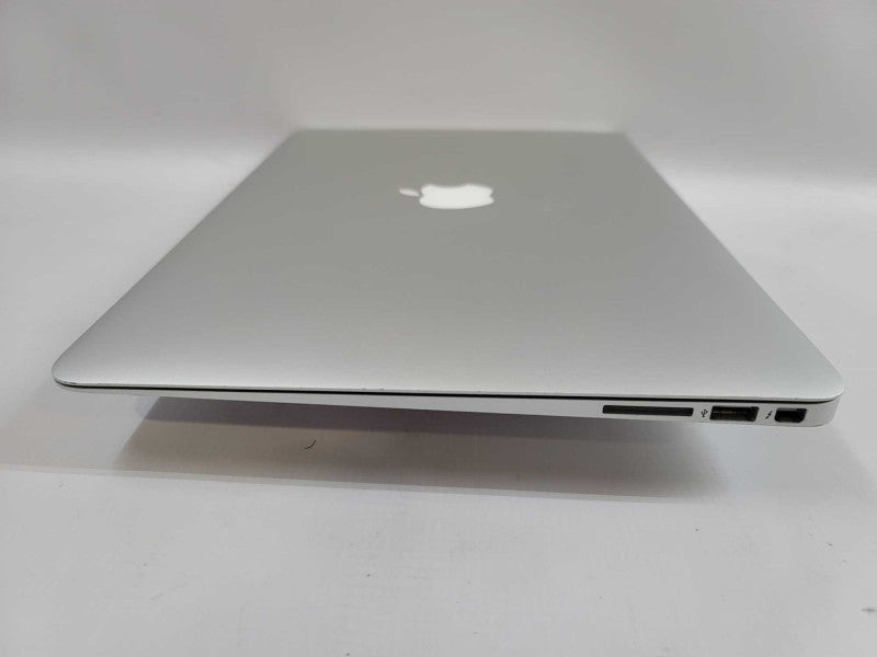 MacBook Air 2017 13\\" i5-5350, 8GB DDR3, 128GB SSD ***READ