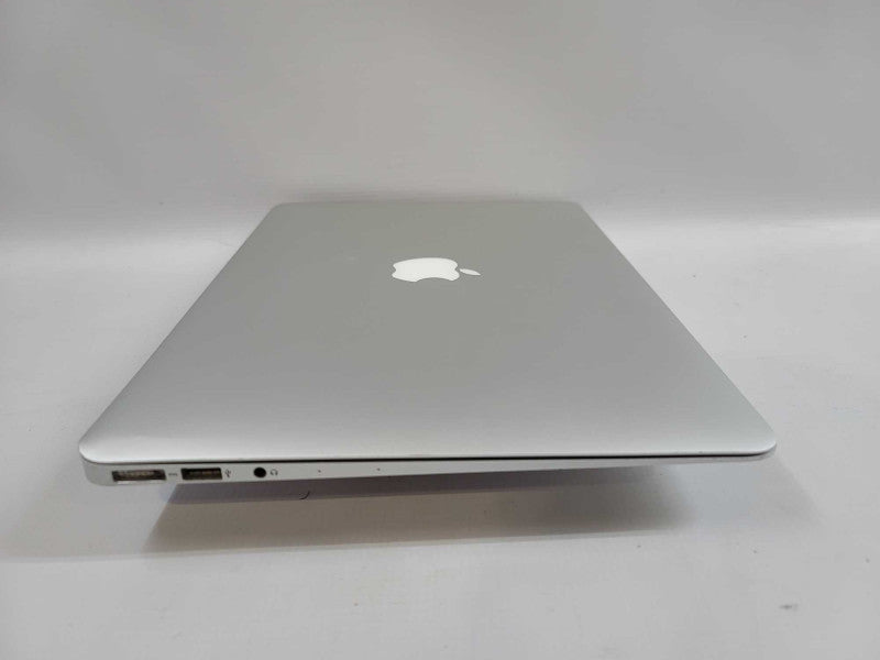 MacBook Air 2017 13\\" i5-5350, 8GB DDR3, 128GB SSD ***READ