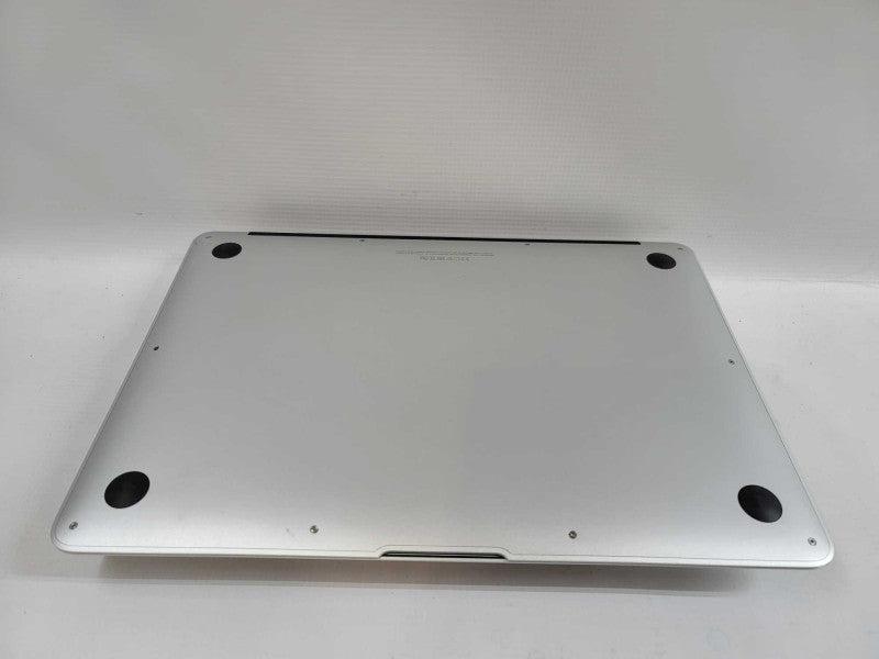 MacBook 2015 13\\" i5-5250U, 8GB DDR3, 128GB SSD  Q