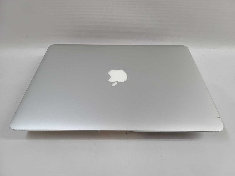 MacBook Air 2015 13\\" i5-5250U 8GB DDR3, 250GB SSD