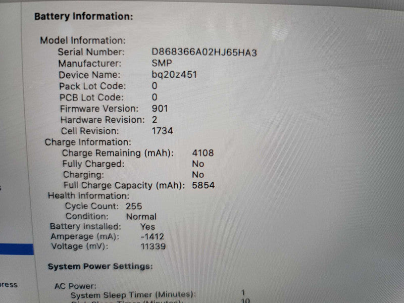 MacBook Pro 2018 15\\" i7-8750H 16GB DDR4, 256GB SSD