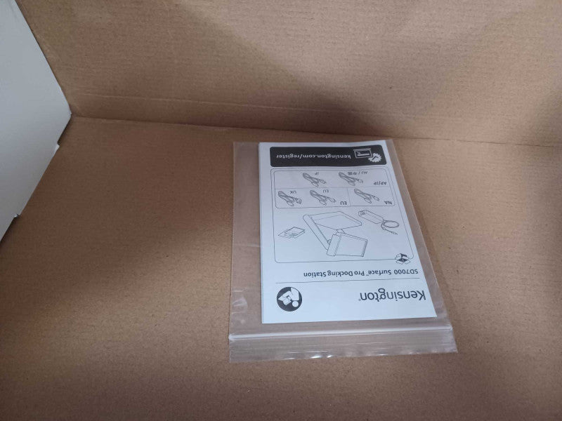 Kensington SD7000 Surface Pro Docking Station with Power adapter _