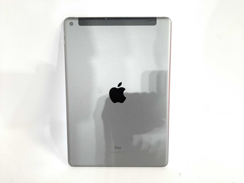 Apple iPad 5th GEN(A1822). 32GB Wi-Fi + Cellular Unlocked - Grey READ $