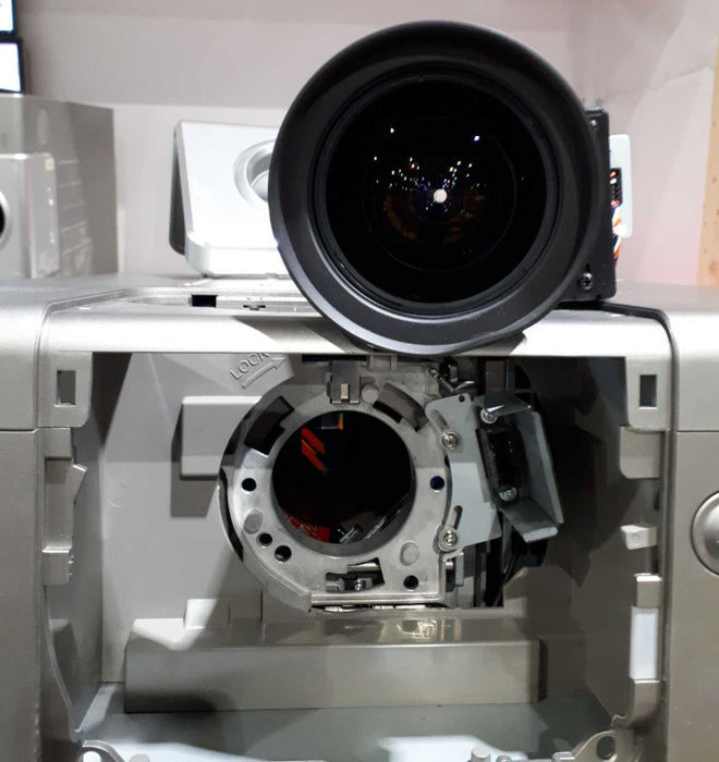 Sharp XG-P610X DLP XGA Projector !