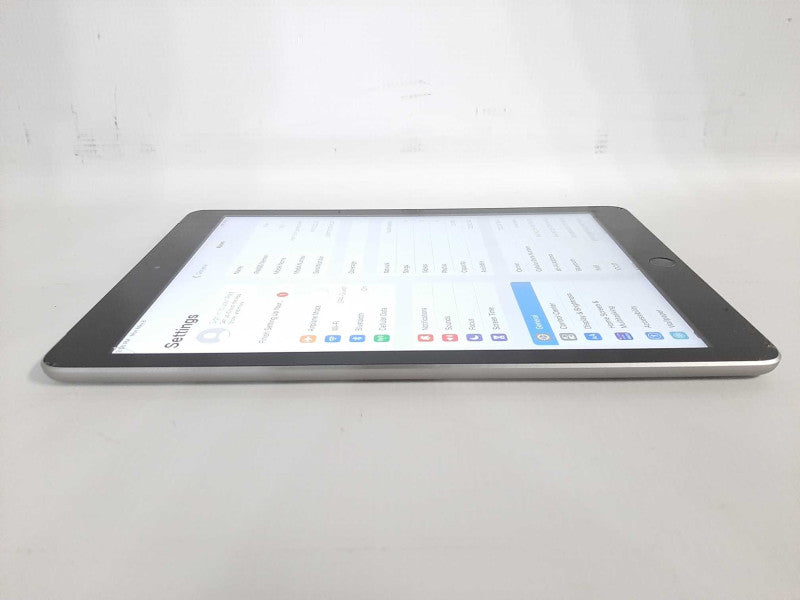 Apple iPad 5th GEN(A1822). 32GB Wi-Fi + Cellular Unlocked - Silver $